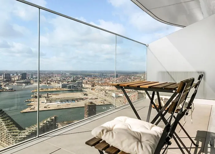 Above The Clouds On 42nd Floor * Århus