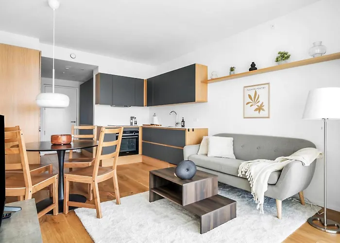 Above The Clouds On 42nd Floor شقة Århus