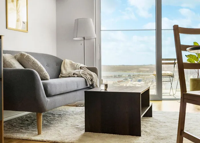 Above The Clouds On 42nd Floor *